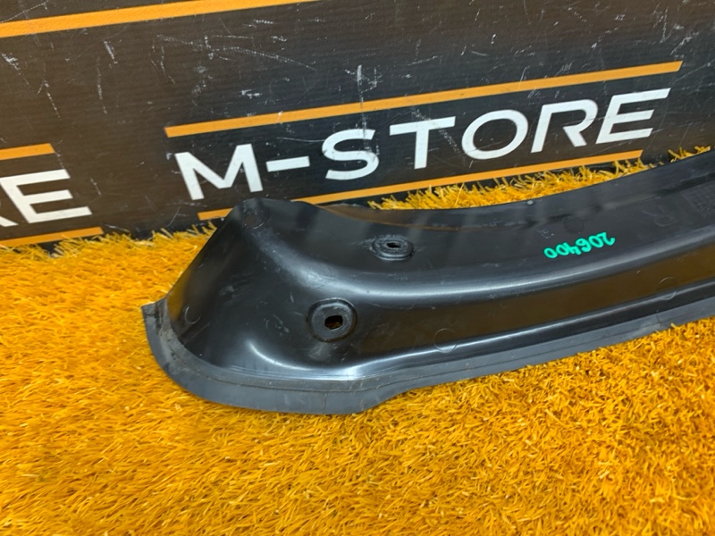 Водосток багажника, 930 рублей, Красноярск