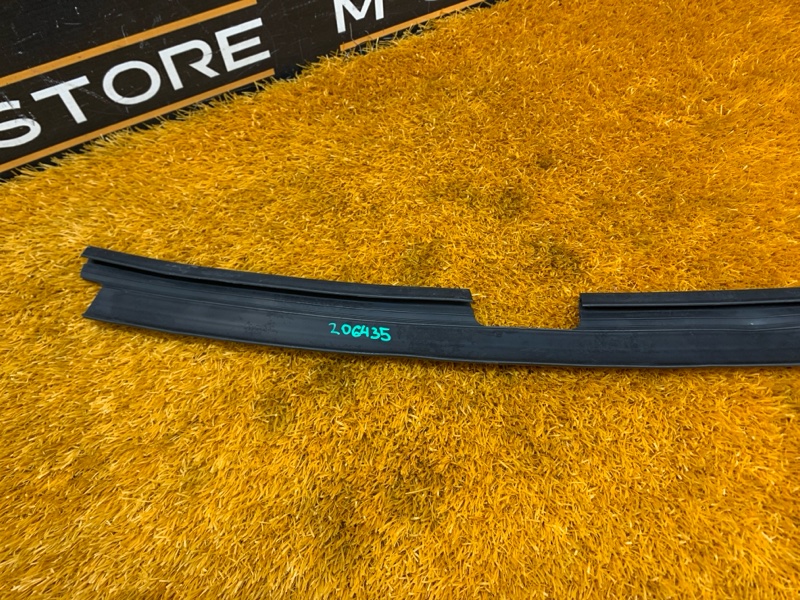 Уплотнитель капота, 1220 рублей, Красноярск