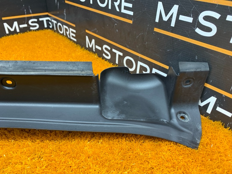 Водосток багажника, 1220 рублей, Красноярск