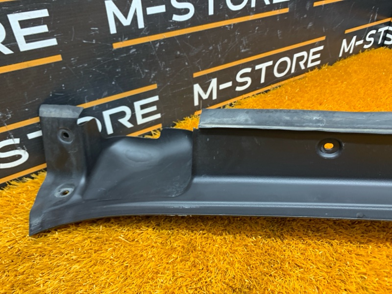 Водосток багажника, 1220 рублей, Красноярск