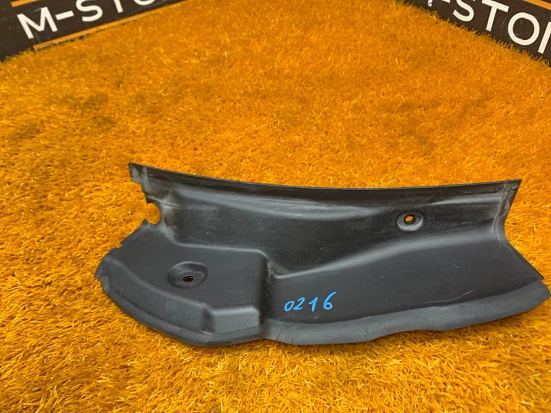 Водосток багажника, 630 рублей, Красноярск