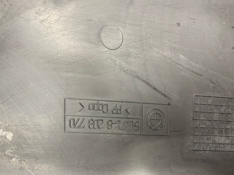 подкрылок, 800 рублей, Красноярск