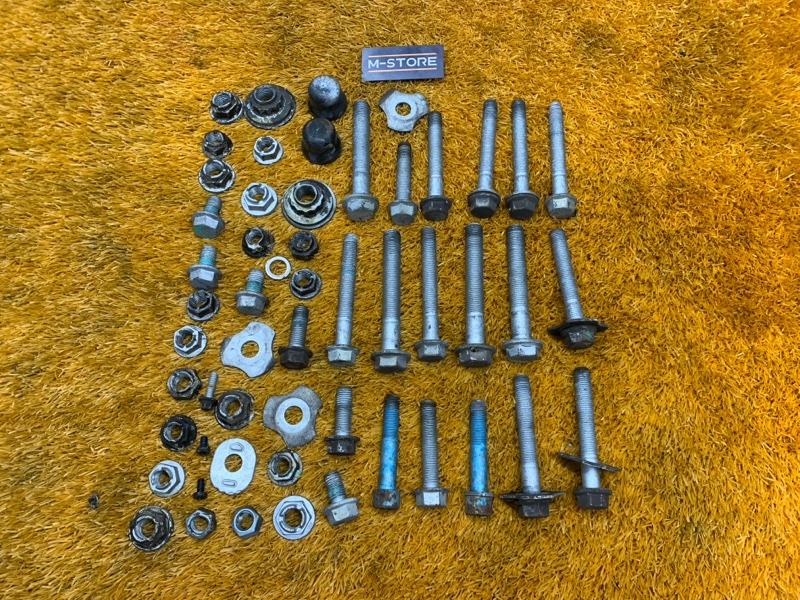 Болты и гайки задней подвески, 810 рублей, Красноярск