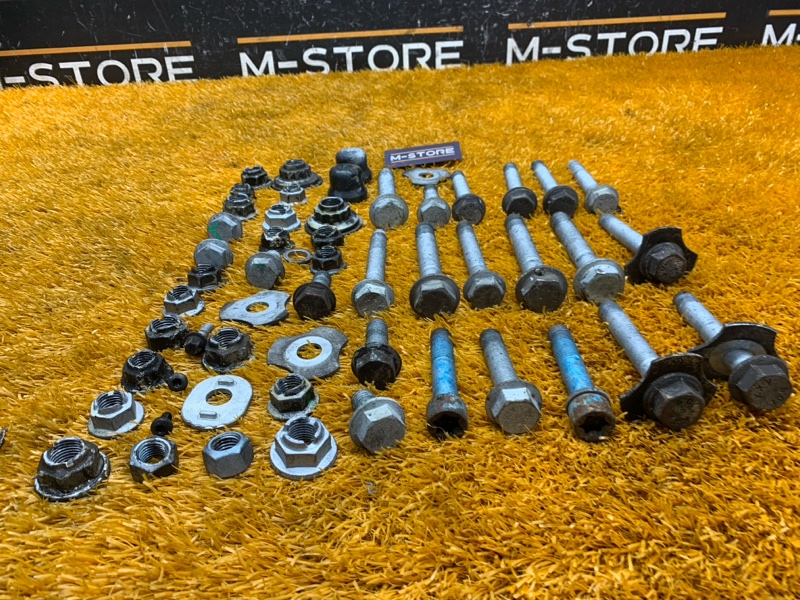 Болты и гайки задней подвески, 810 рублей, Красноярск