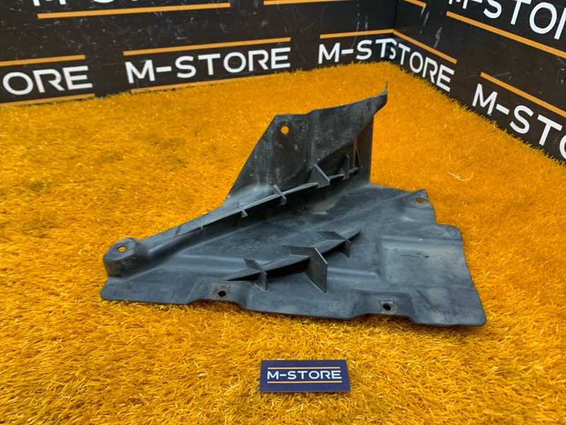 подкрылок, 400 рублей, Красноярск