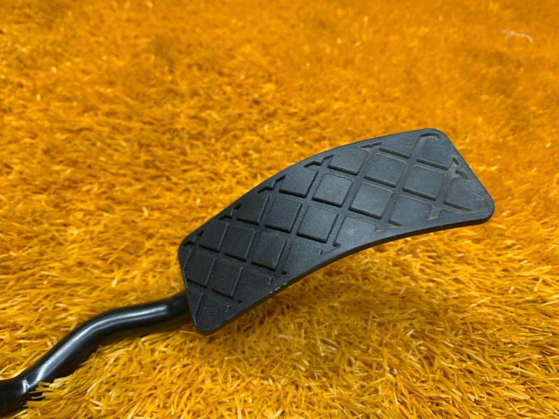 педаль газа, 670 рублей, Красноярск