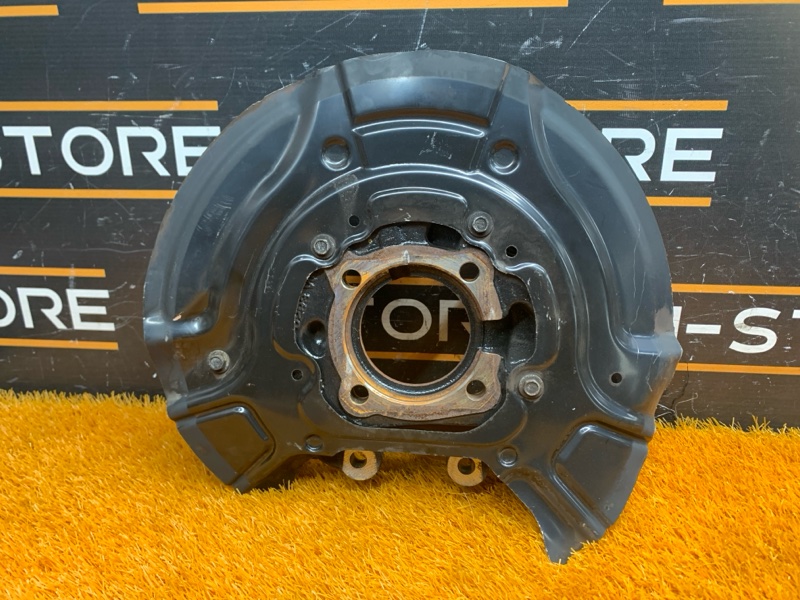 кулак поворотный, 1500 рублей, Красноярск