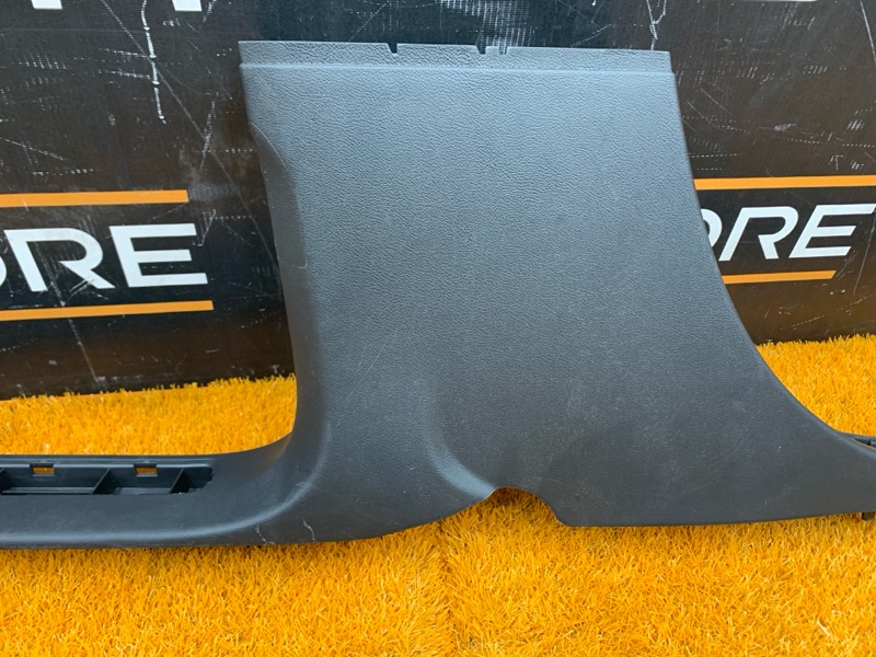 Накладка на порог салона, 350 рублей, Красноярск