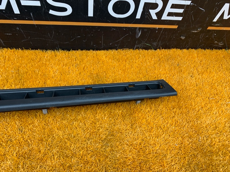 Накладка на порог салона, 350 рублей, Красноярск