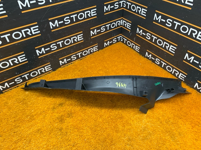 Накладка на порог салона, 350 рублей, Красноярск