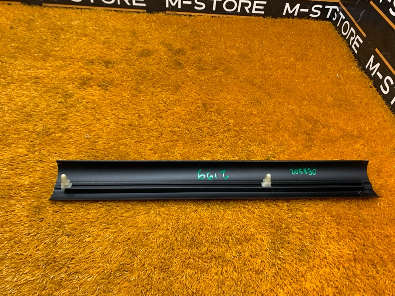 Накладка на порог салона, 200 рублей, Красноярск