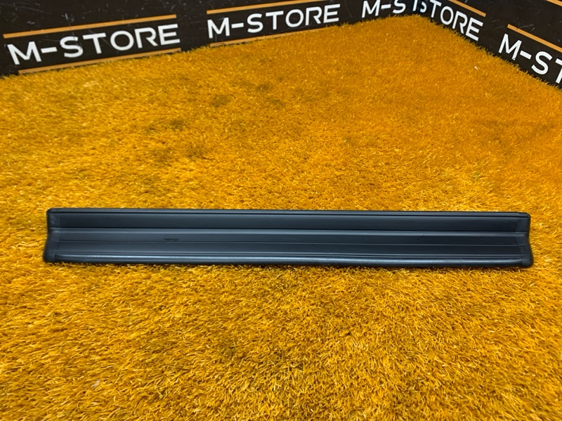 Накладка на порог салона, 350 рублей, Красноярск