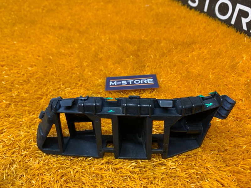 крепление бампера, 400 рублей, Красноярск