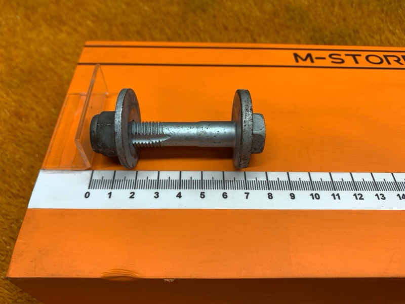 Болт развальный, 600 рублей, Красноярск