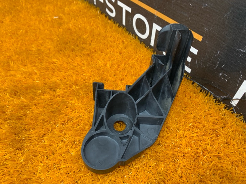 кронштейн фары, 400 рублей, Красноярск