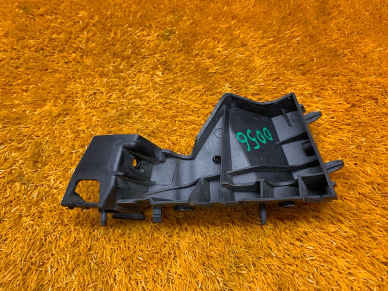 крепление бампера, 1400 рублей, Красноярск