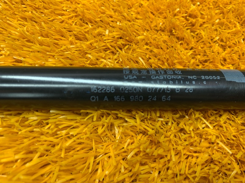 амортизатор капота, 1420 рублей, Красноярск