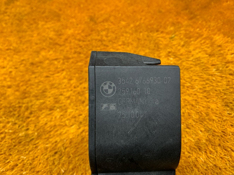 педаль газа, 500 рублей, Красноярск