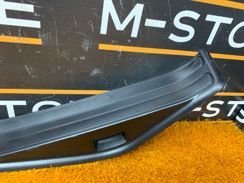 Накладка на порог салона, 350 рублей, Красноярск