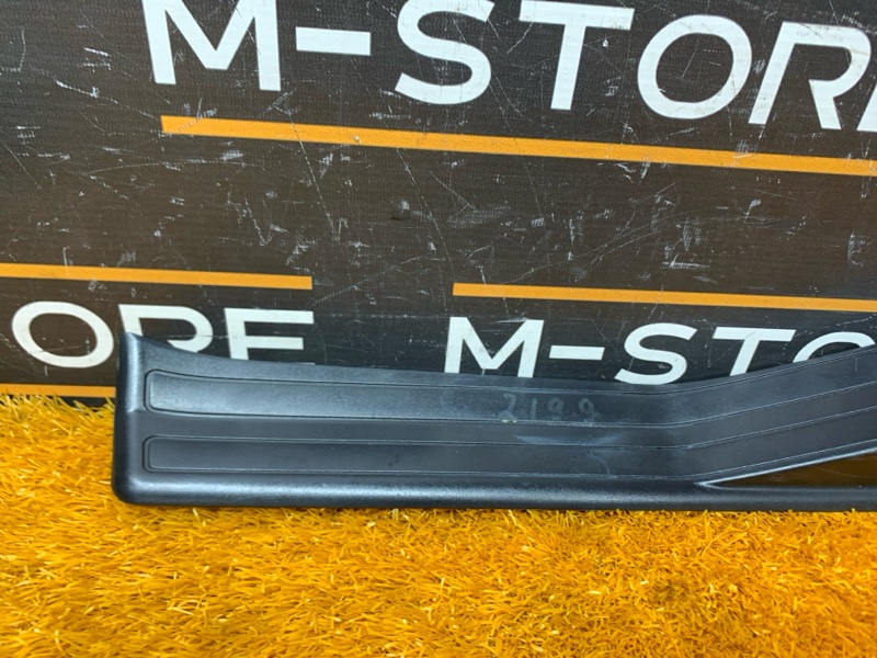 Накладка на порог салона, 350 рублей, Красноярск