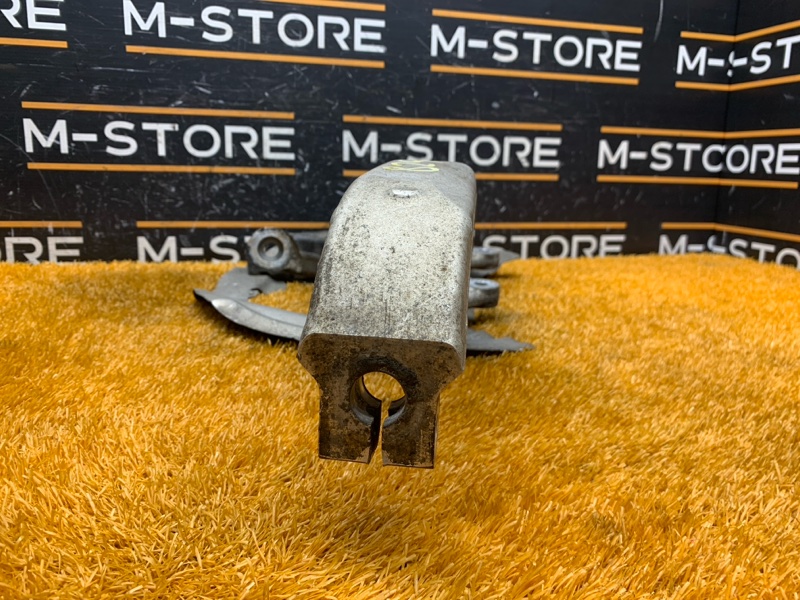 кулак поворотный, 4000 рублей, Красноярск