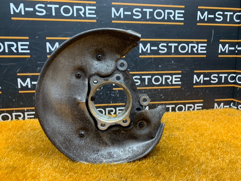 кулак поворотный, 1400 рублей, Красноярск