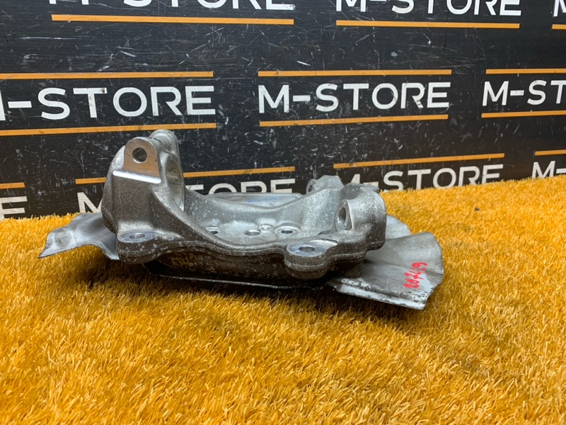 кулак поворотный, 1000 рублей, Красноярск