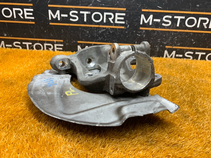 кулак поворотный, 1000 рублей, Красноярск