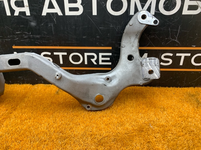 Балка поперечная (подрамник), 1000 рублей, Красноярск