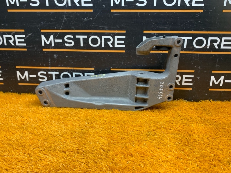 Кронштейн КПП, 500 рублей, Красноярск