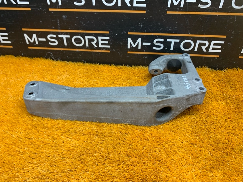 Кронштейн КПП, 500 рублей, Красноярск