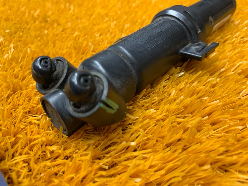 Форсунка омывателя фары, 1000 рублей, Красноярск