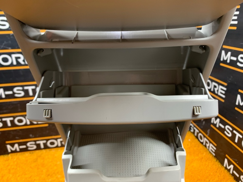 Консоль потолочная, 2240 рублей, Красноярск