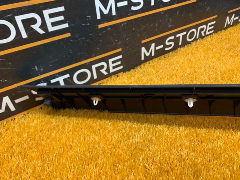 Накладка на порог салона, 980 рублей, Красноярск