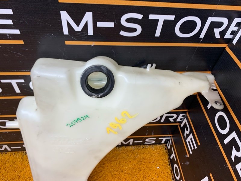 Бачок омывателя, 1000 рублей, Красноярск