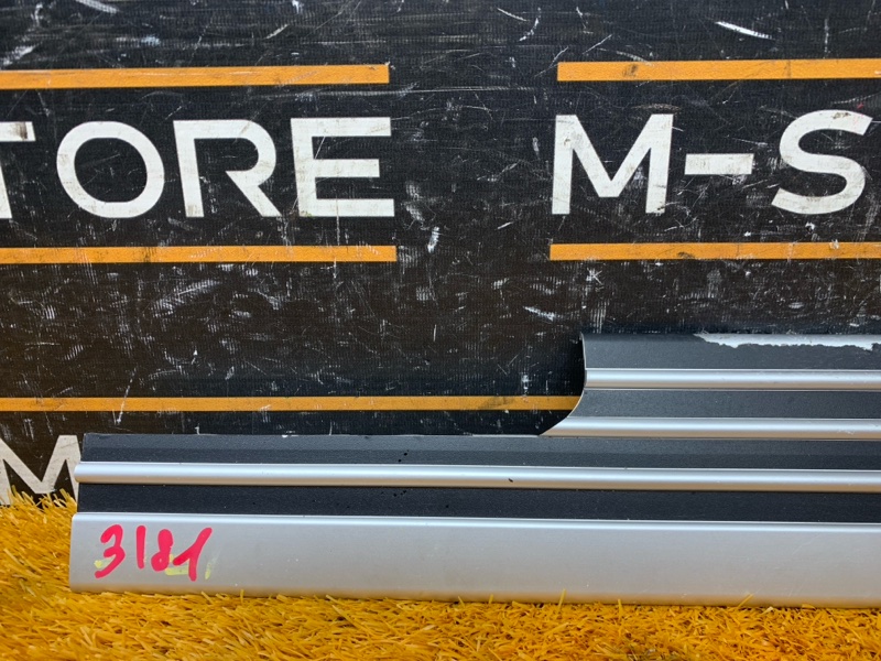 Накладка на порог салона, 350 рублей, Красноярск