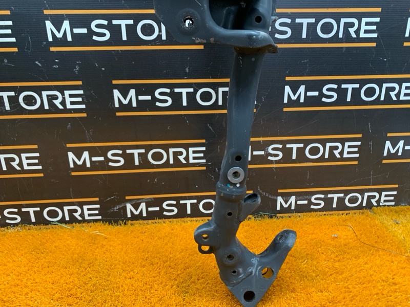 Балка поперечная (подрамник), 7850 рублей, Красноярск