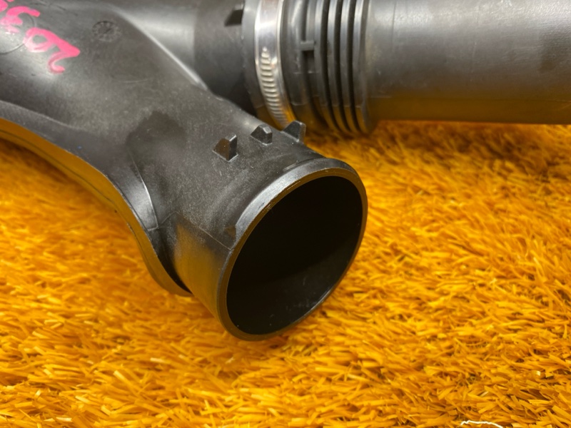 патрубок воздушного фильтра, 2870 рублей, Красноярск