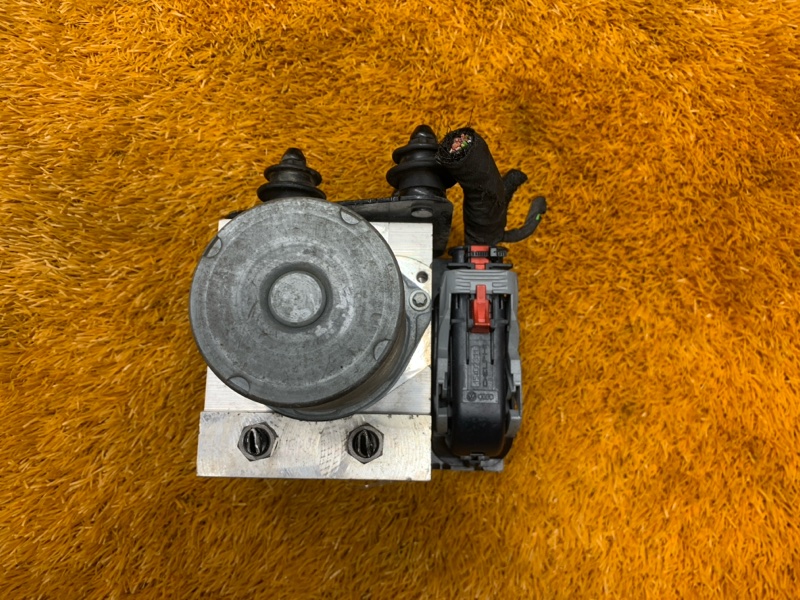 Блок ABS, 6540 рублей, Красноярск