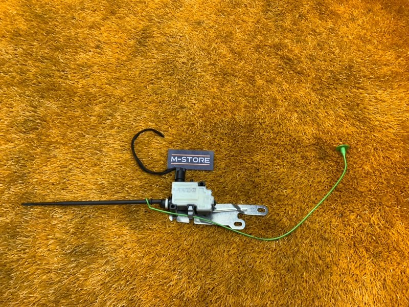 Замок лючка бензобака, 950 рублей, Красноярск