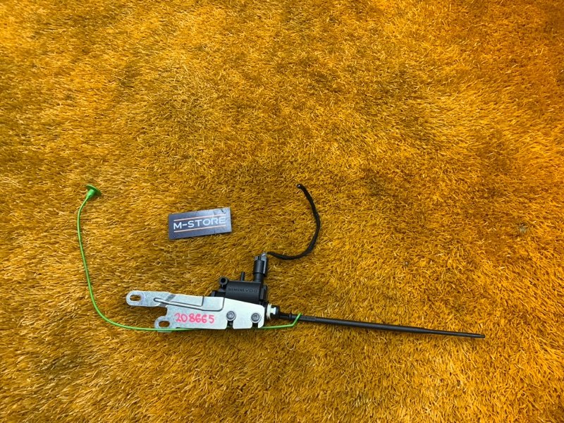 Замок лючка бензобака, 950 рублей, Красноярск