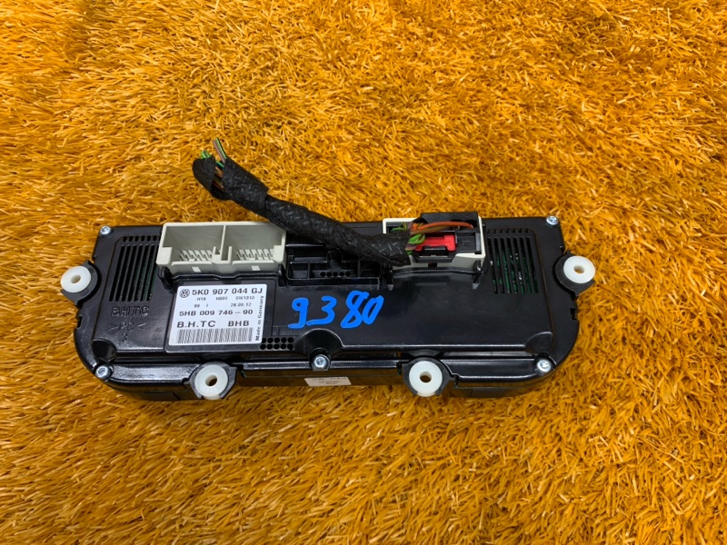 блок управления климат-контролем, 1000 рублей, Красноярск