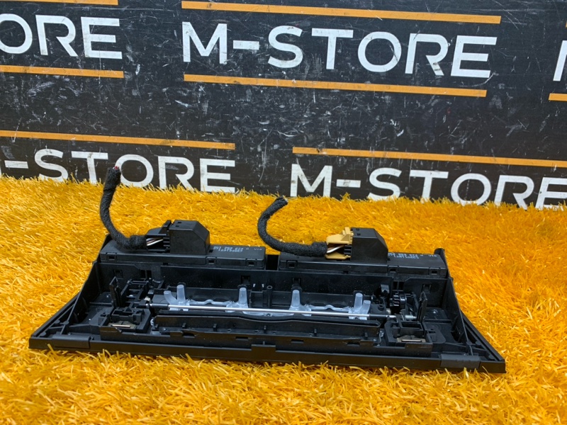 Декоративная накладка магнитолы, 500 рублей, Красноярск