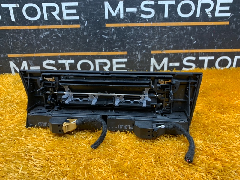 Декоративная накладка магнитолы, 500 рублей, Красноярск