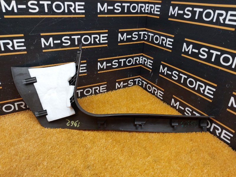 Накладка на порог салона, 670 рублей, Красноярск