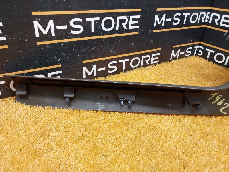 Накладка на порог салона, 350 рублей, Красноярск