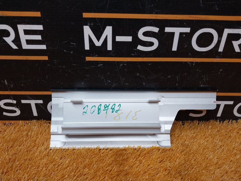 Накладка на порог салона, 350 рублей, Красноярск