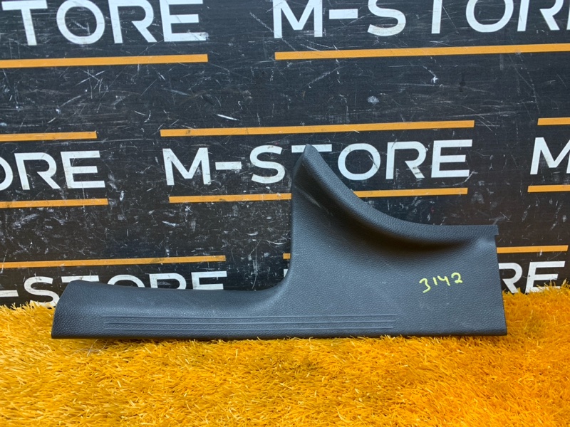 Накладка на порог салона, 670 рублей, Красноярск