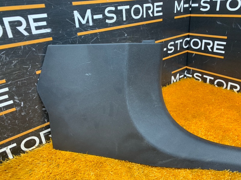 Накладка на порог салона, 790 рублей, Красноярск