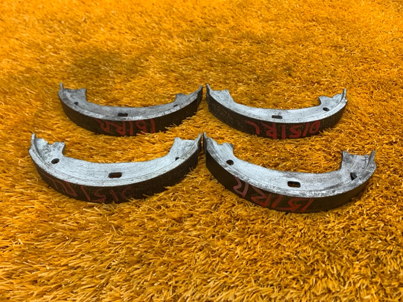 Колодки ручника, 500 рублей, Красноярск